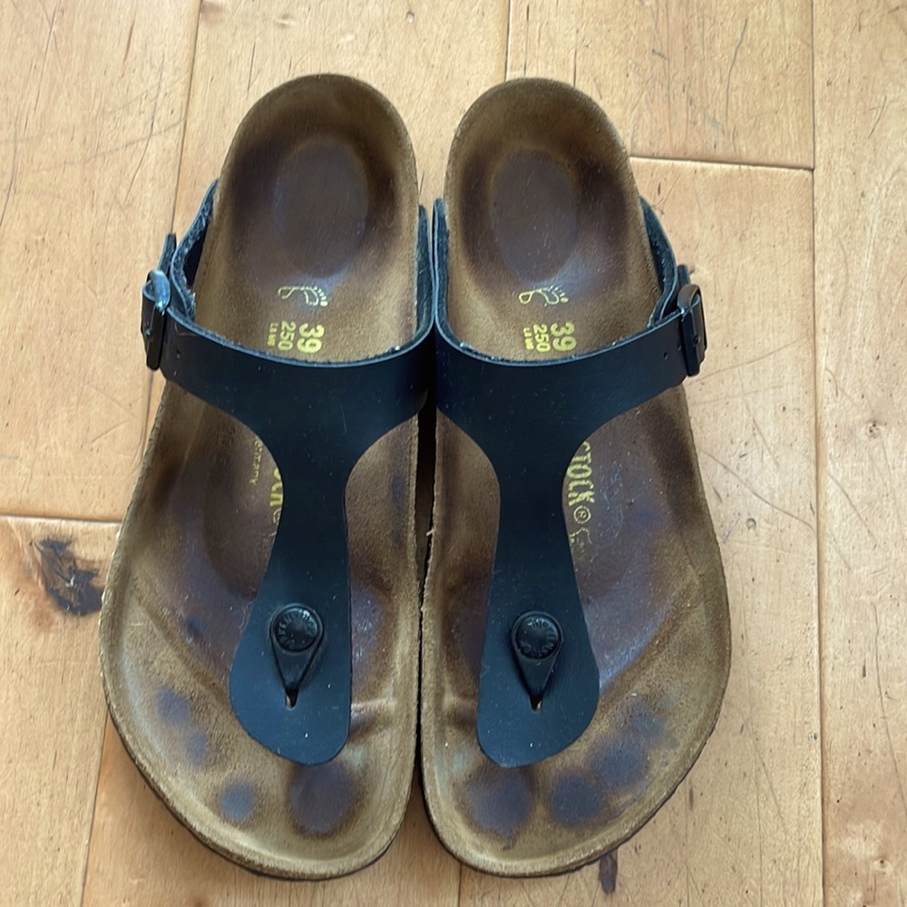 Birkenstock Gizeh Size 39